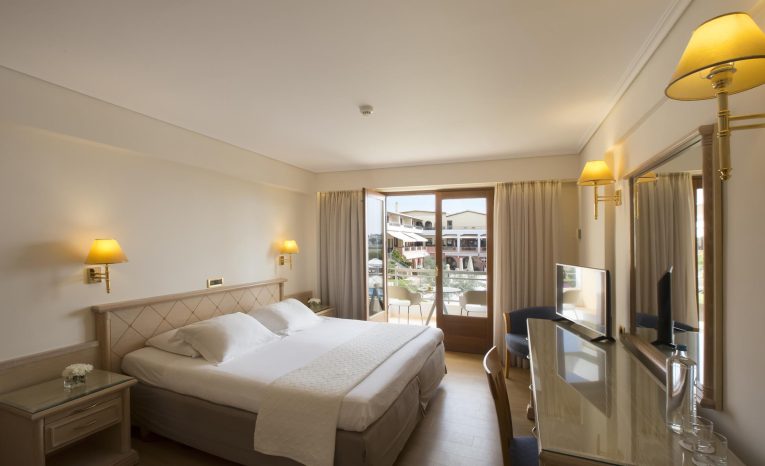 TWO ROOMS SUITE 325 2 (Copy)