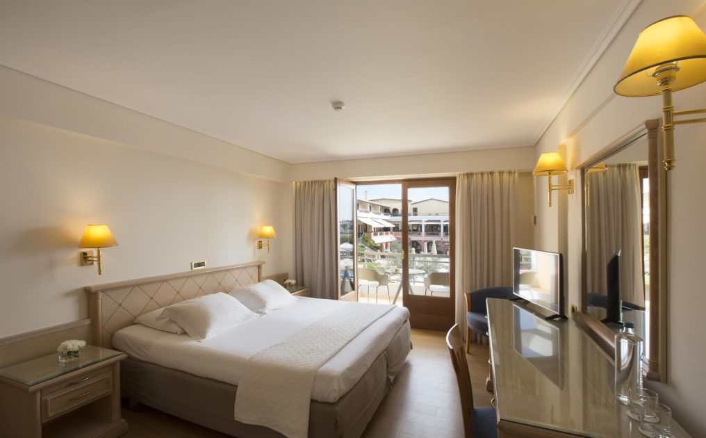 TWO ROOMS SUITE 325 2 (Copy)